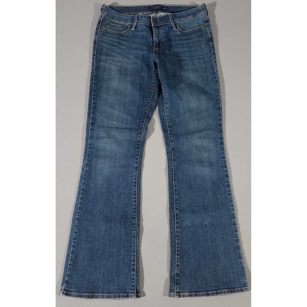 Levi's Jeans Women 28/6 Blue Slight Curve Classic Boot Cut Denim Mid Rise